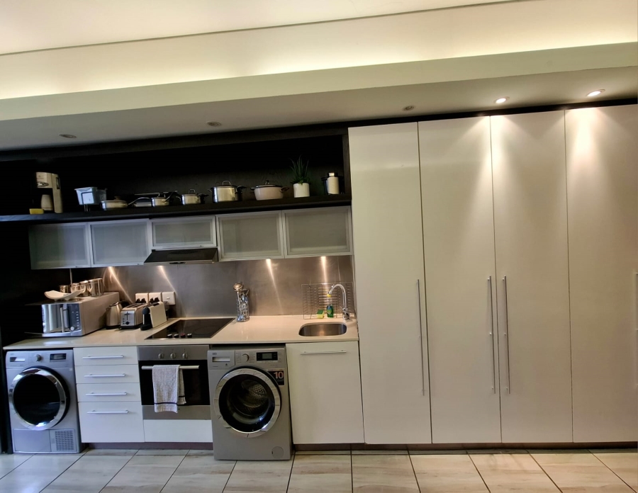 1 Bedroom Property for Sale in Cape Town City Centre Western Cape